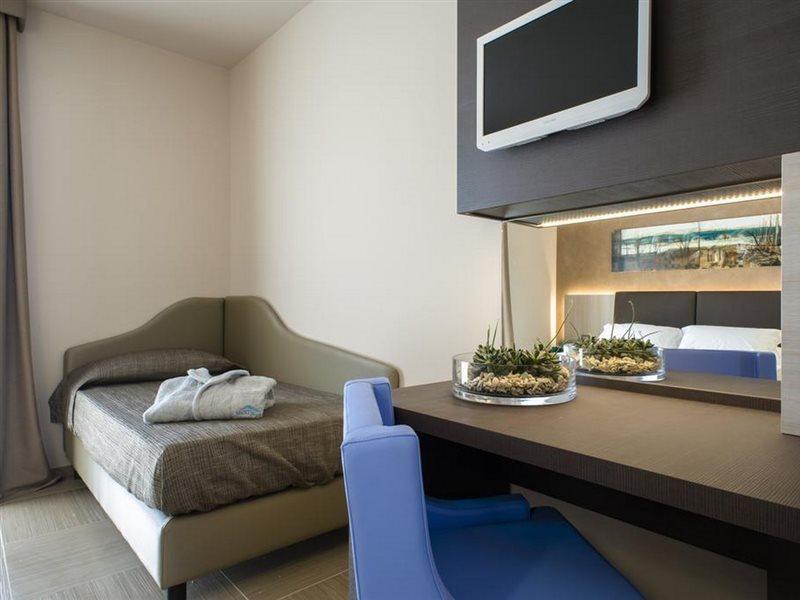 Le Dune Suite Hotel Porto Cesareo Exteriör bild