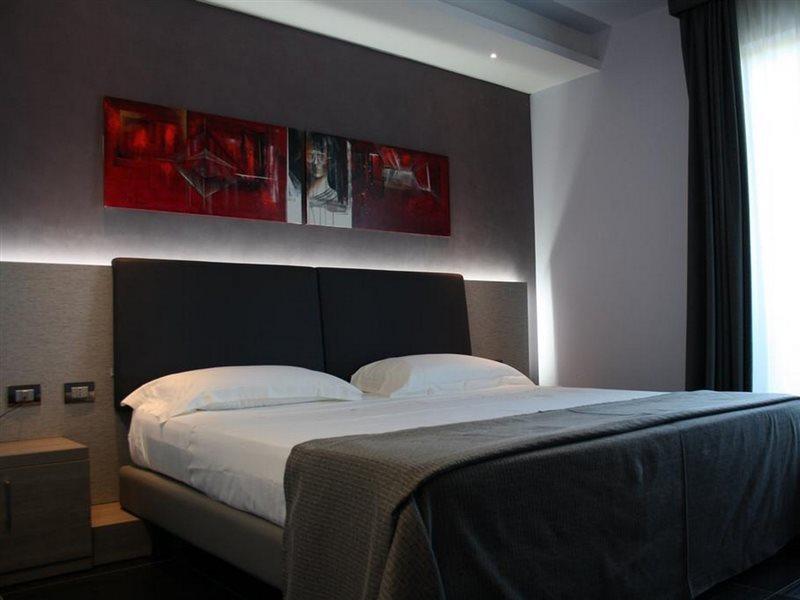 Le Dune Suite Hotel Porto Cesareo Exteriör bild