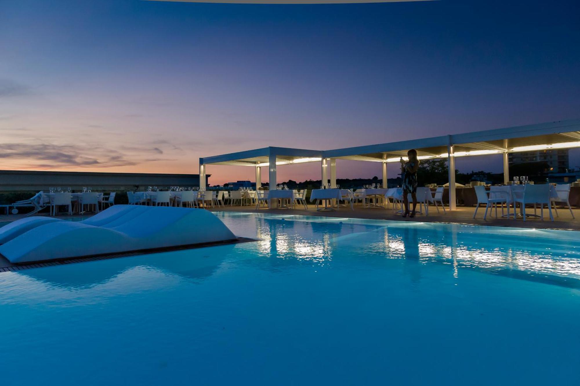Le Dune Suite Hotel Porto Cesareo Exteriör bild